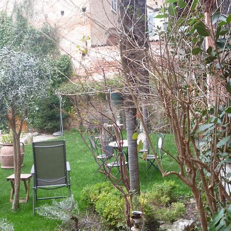 Lori'S Inn Мондови Экстерьер фото
