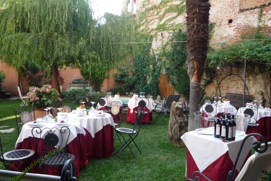 Lori'S Inn Мондови Экстерьер фото