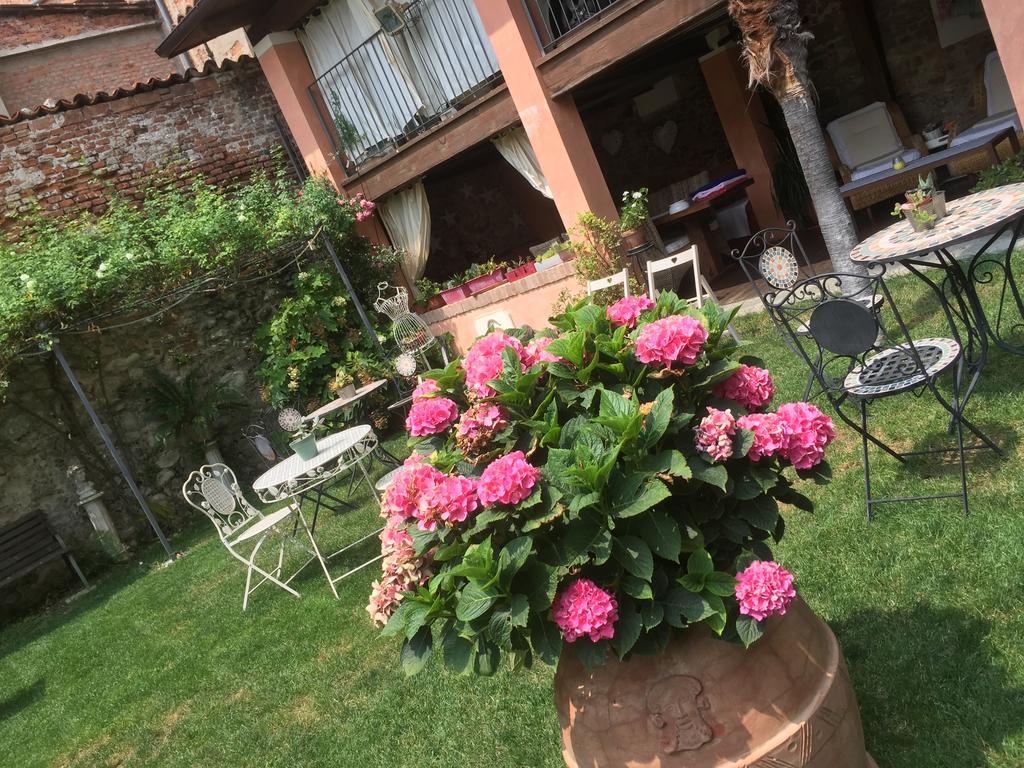 Lori'S Inn Мондови Экстерьер фото