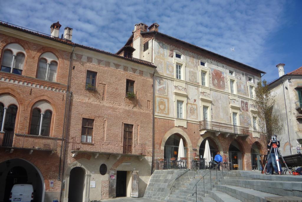 Lori'S Inn Мондови Экстерьер фото